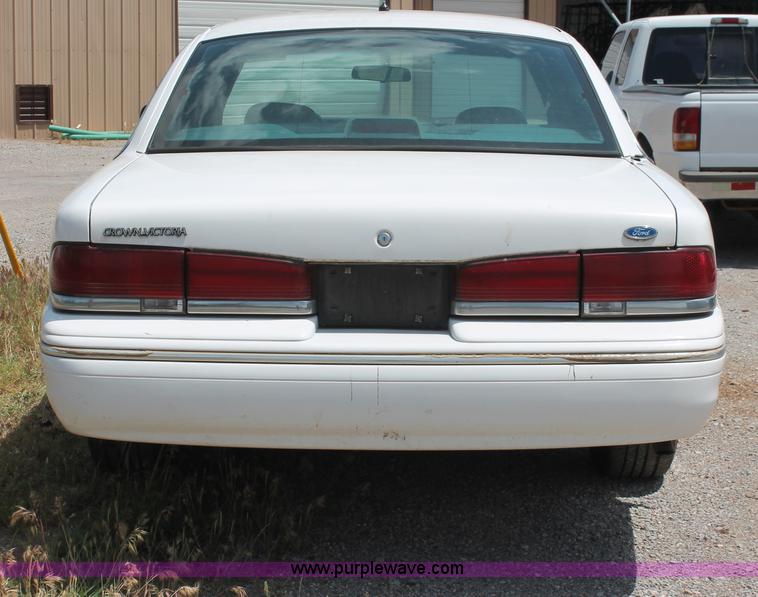 image for item H5661 1996 Ford Crown Victoria Police Interceptor