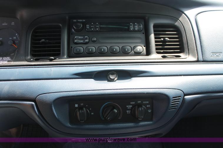 image for item H5661 1996 Ford Crown Victoria Police Interceptor