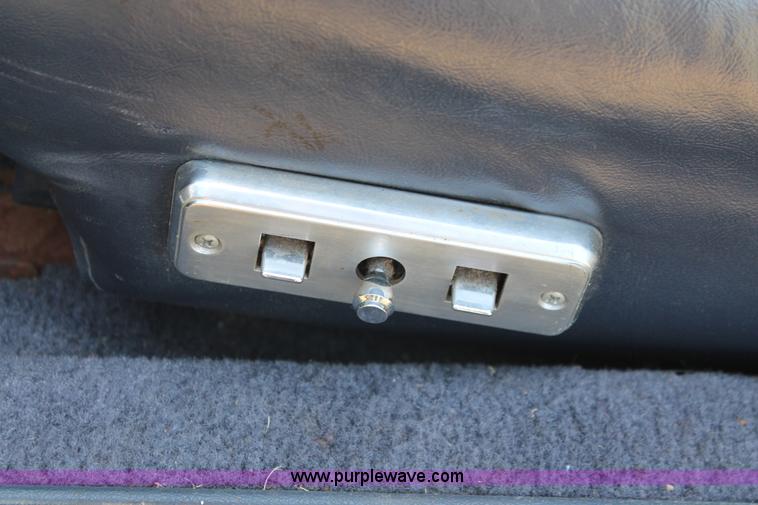 image for item H5661 1996 Ford Crown Victoria Police Interceptor