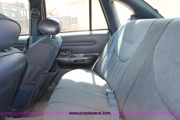 image for item H5661 1996 Ford Crown Victoria Police Interceptor