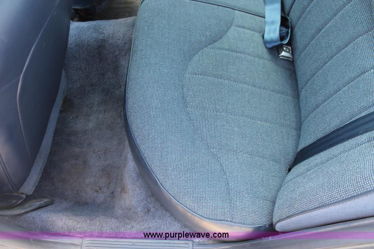 image for item H5661 1996 Ford Crown Victoria Police Interceptor