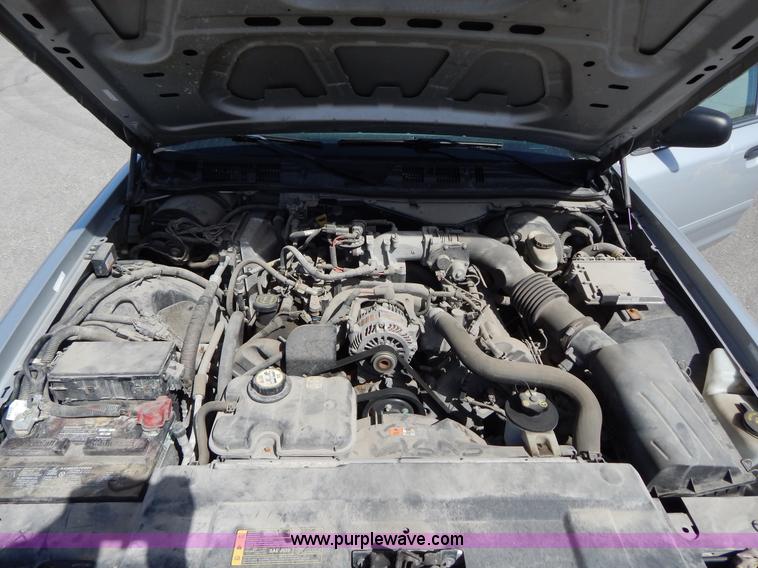 image for item I1057 2006 Ford Crown Victoria Police Interceptor