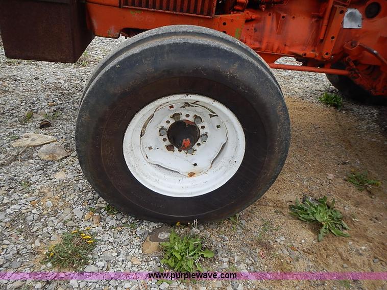 image for item I3654 John Deere 302-D tractor