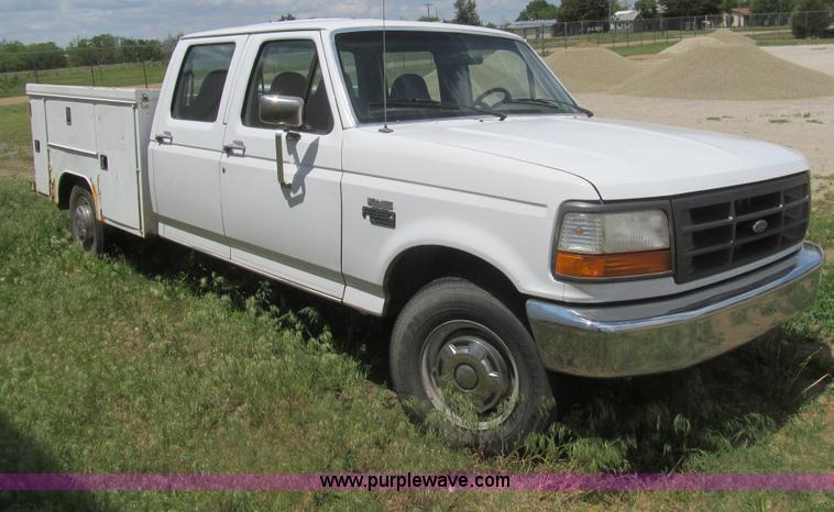 image for item I7019 1997 Ford F350 XL Crew Cab utility truck