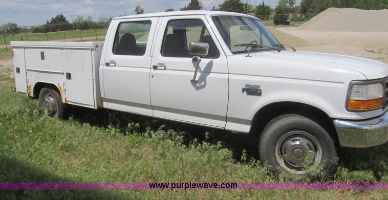 image for item I7019 1997 Ford F350 XL Crew Cab utility truck