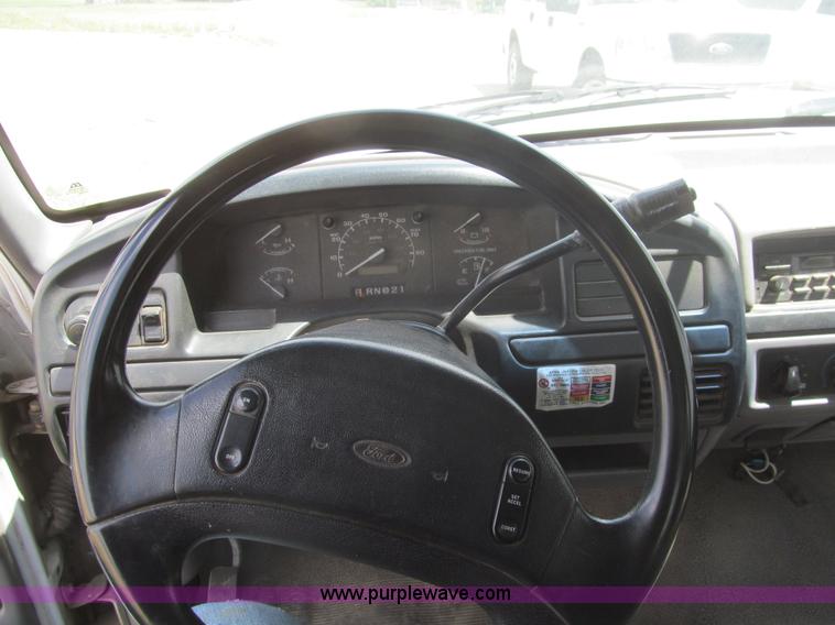 image for item I7019 1997 Ford F350 XL Crew Cab utility truck