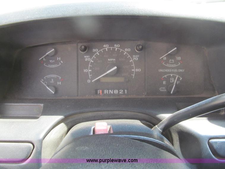 image for item I7019 1997 Ford F350 XL Crew Cab utility truck