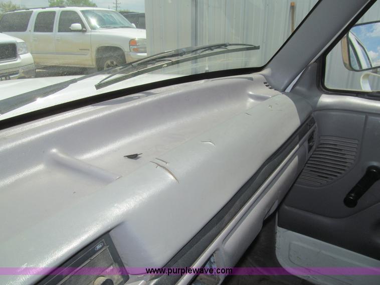 image for item I7019 1997 Ford F350 XL Crew Cab utility truck