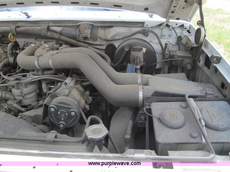 image for item I7019 1997 Ford F350 XL Crew Cab utility truck