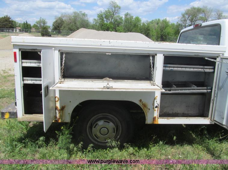 image for item I7019 1997 Ford F350 XL Crew Cab utility truck