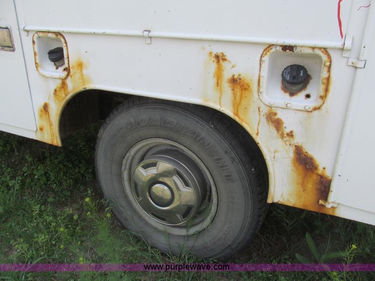 image for item I7019 1997 Ford F350 XL Crew Cab utility truck