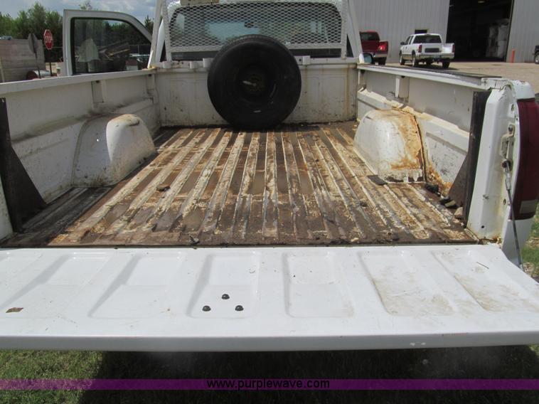 image for item I7020 1997 Chevrolet 1500 pickup truck