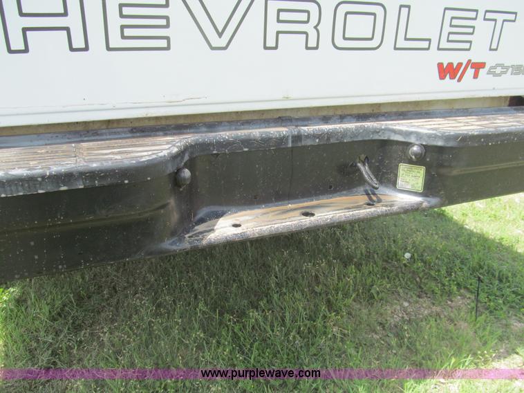 image for item I7020 1997 Chevrolet 1500 pickup truck