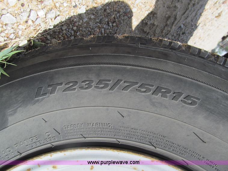 image for item I7020 1997 Chevrolet 1500 pickup truck