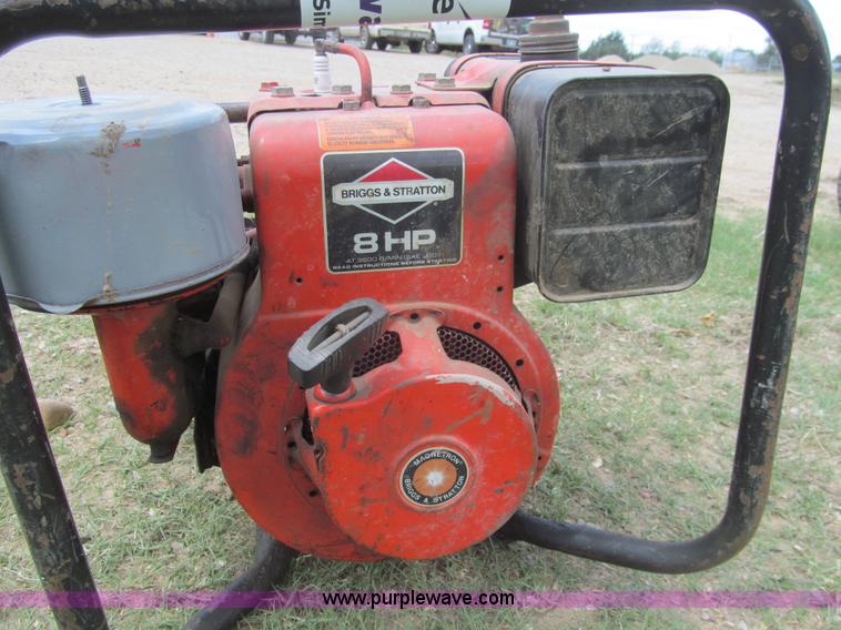 image for item I7022 Briggs & Stratton 4,400 watt generator