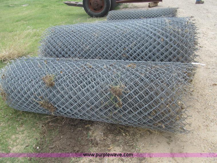 image for item I7025 Approx. 375' of chain link fence