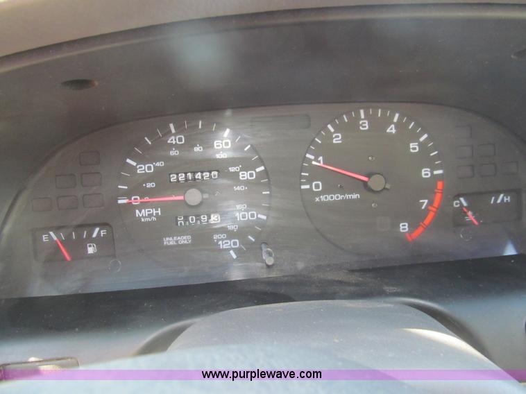 image for item I7028 1998 Nissan Altima GXE