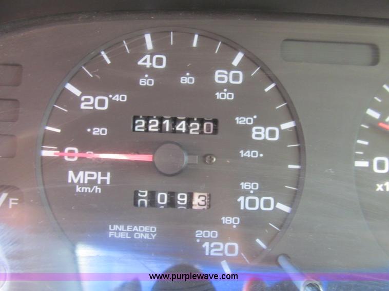 image for item I7028 1998 Nissan Altima GXE