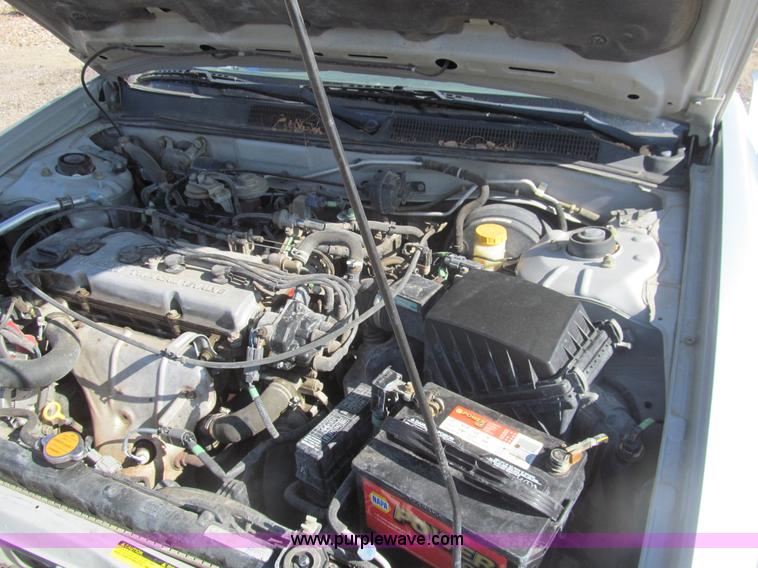 image for item I7028 1998 Nissan Altima GXE