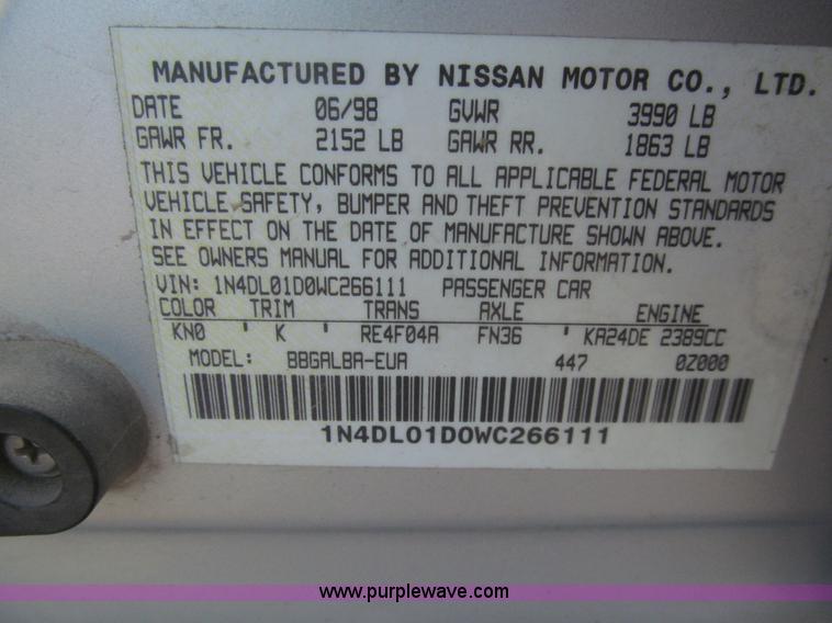 image for item I7028 1998 Nissan Altima GXE
