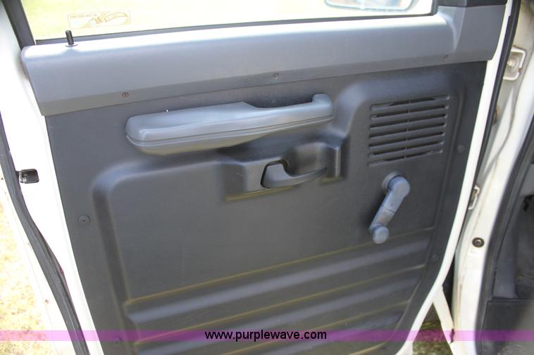 image for item I7414 1992 Ford Club Wagon E11 van