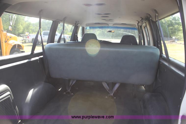 image for item I7414 1992 Ford Club Wagon E11 van