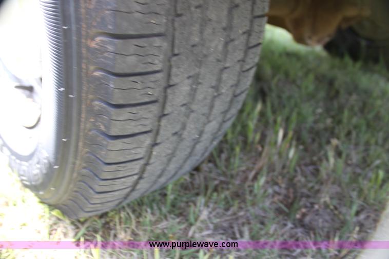 image for item I7414 1992 Ford Club Wagon E11 van
