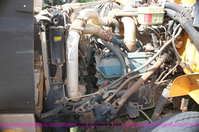 image for item I7415 1996 International 3800 school bus