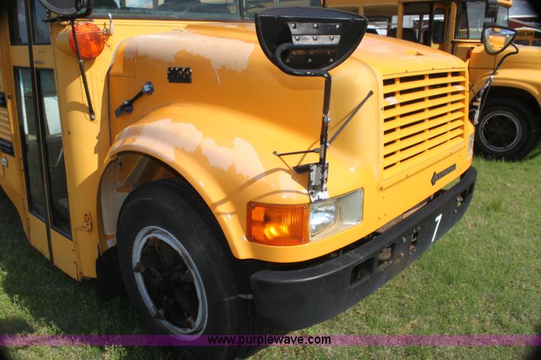 image for item I7415 1996 International 3800 school bus