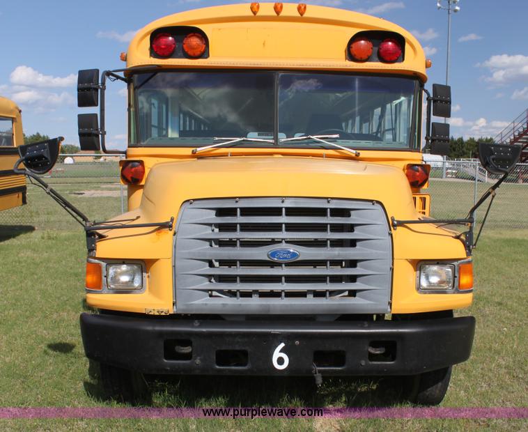 image for item I7416 1997 Ford B800 school bus