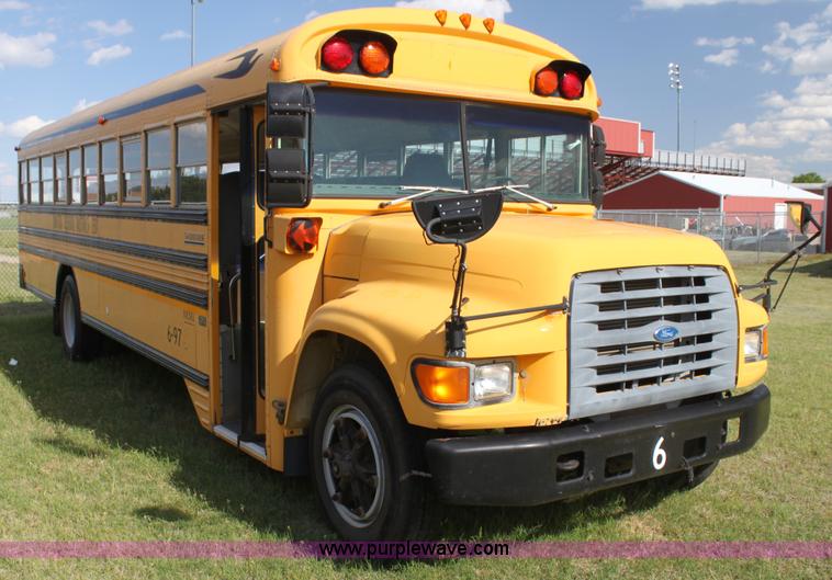 image for item I7416 1997 Ford B800 school bus
