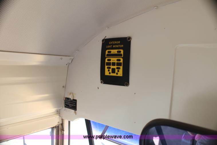 image for item I7416 1997 Ford B800 school bus