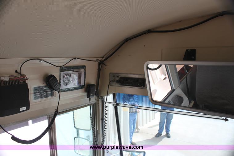 image for item I7432 1993 Blue Bird TC2000 school bus