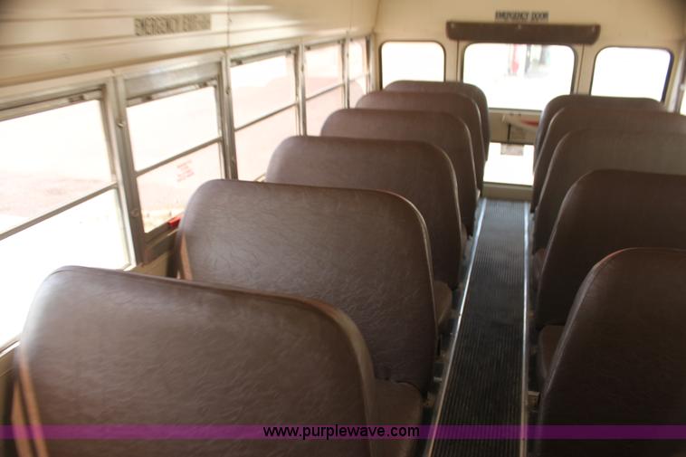 image for item I7432 1993 Blue Bird TC2000 school bus