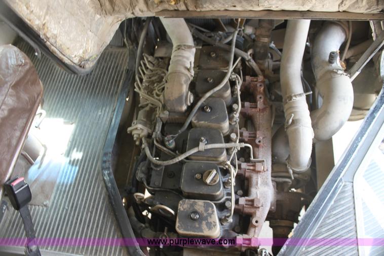 image for item I7432 1993 Blue Bird TC2000 school bus