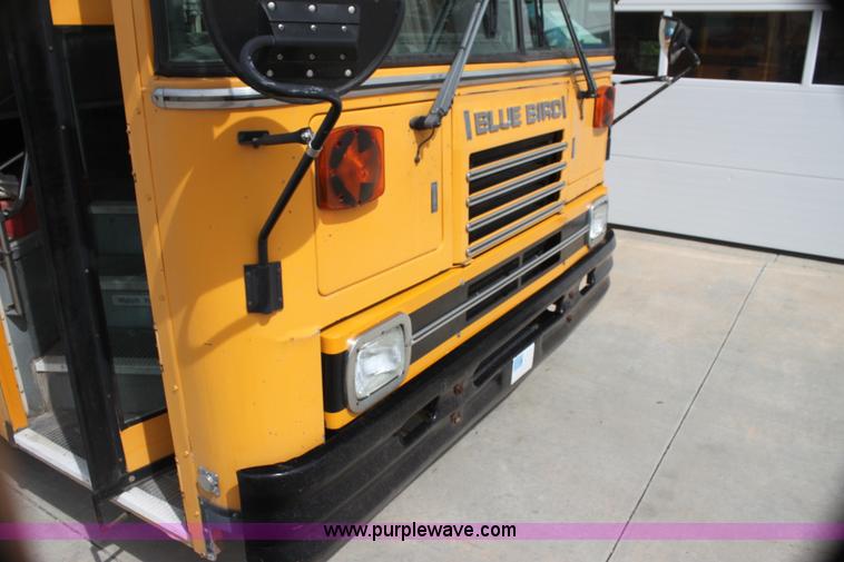 image for item I7432 1993 Blue Bird TC2000 school bus