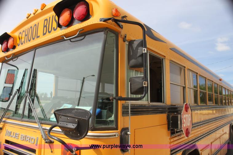image for item I7432 1993 Blue Bird TC2000 school bus
