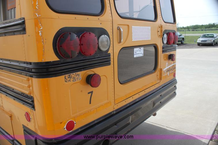 image for item I7432 1993 Blue Bird TC2000 school bus