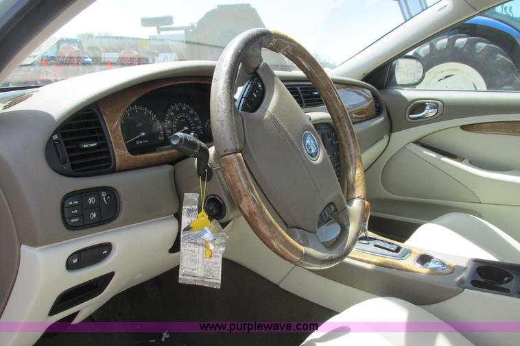 image for item I9689 2003 Jaguar S-Type