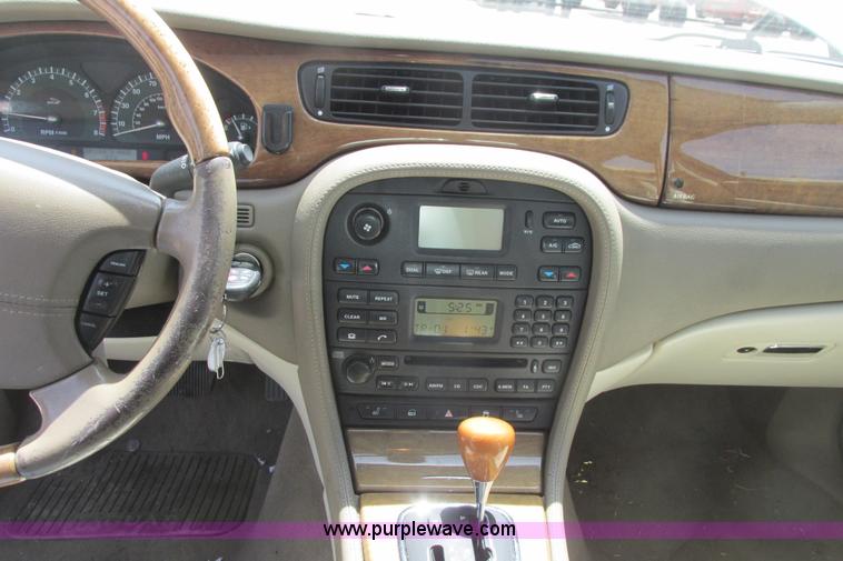 image for item I9689 2003 Jaguar S-Type