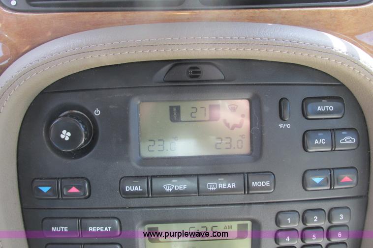 image for item I9689 2003 Jaguar S-Type