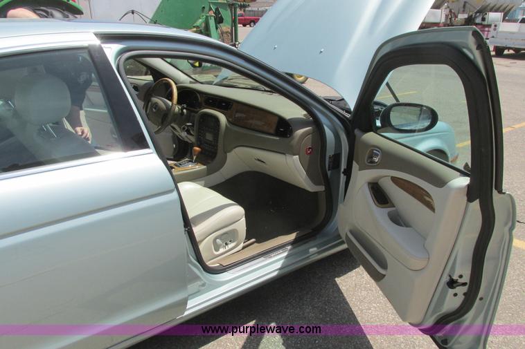 image for item I9689 2003 Jaguar S-Type