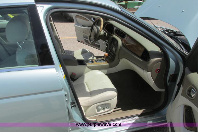 image for item I9689 2003 Jaguar S-Type