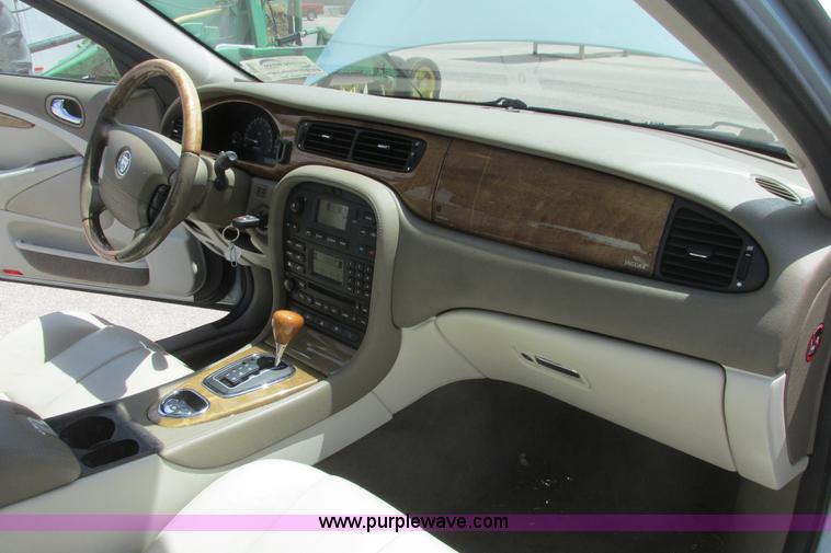 image for item I9689 2003 Jaguar S-Type