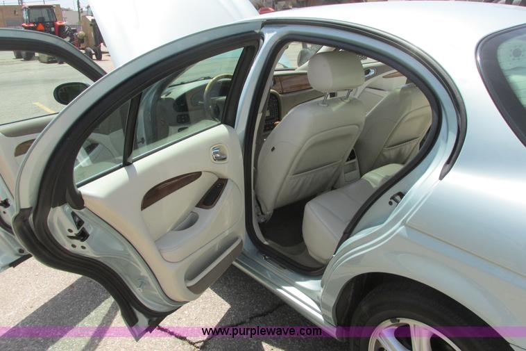 image for item I9689 2003 Jaguar S-Type