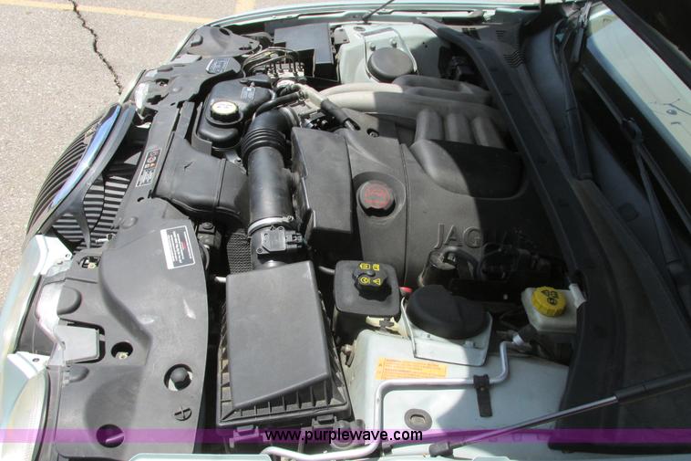 image for item I9689 2003 Jaguar S-Type