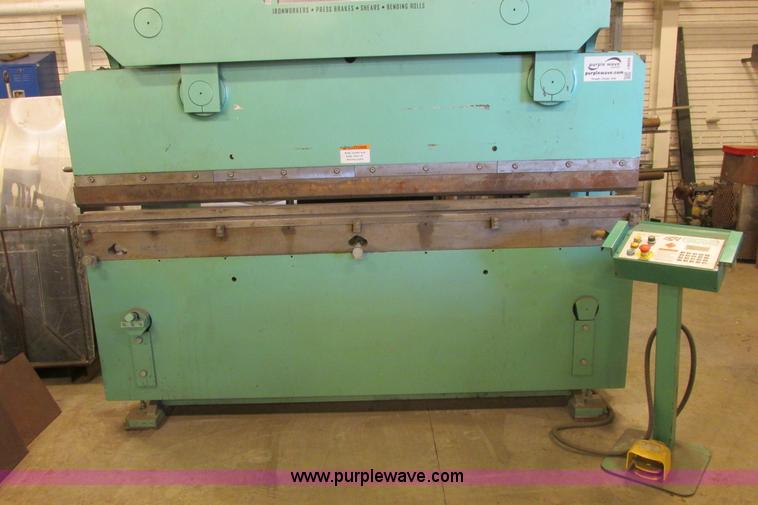 image for item I9693 Mega Piranha press brake