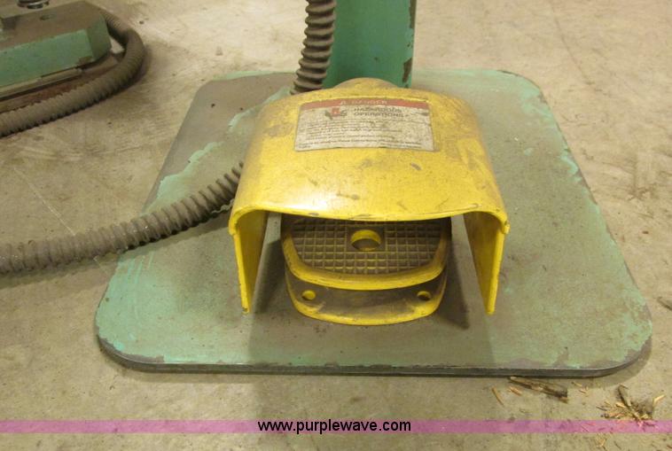 image for item I9693 Mega Piranha press brake