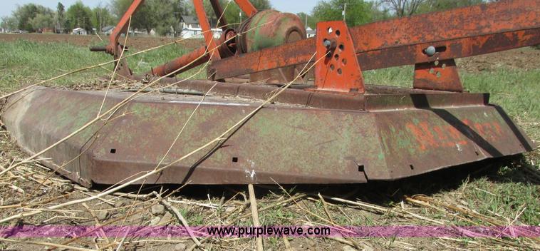 image for item I9723 New Idea rotary mower
