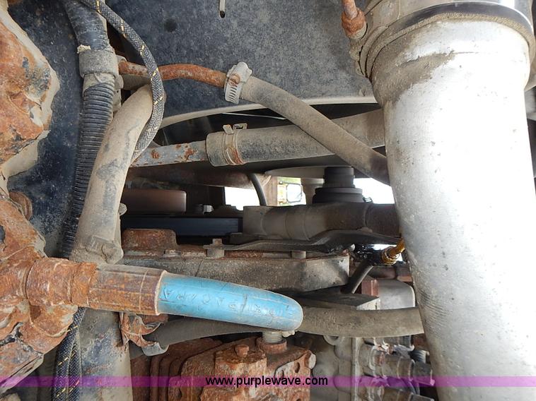 image for item J3194 1995 Ford F800 dump truck